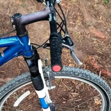 Bicicleta de montanha, sem quebras, bem conservado