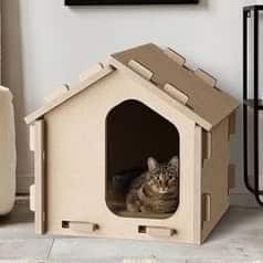 El yapımı ahşap kedi klübesi odun ağaç