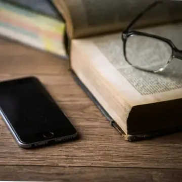 Jak nowy, od Ręki Do odbioru — iPhone 13 512GB Srebrny