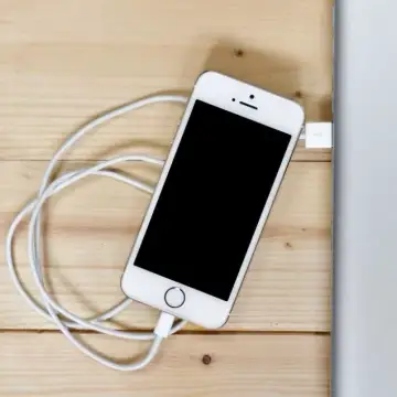 بدون خرابی, آگهی صادقانه — iPhone 13 64GB نقره‌ای
