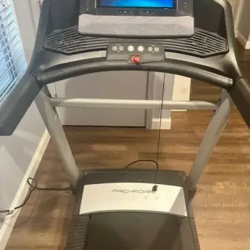 Laufband, günstig abzugeben, kleine Gebrauchsspuren