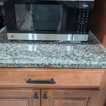 Microwave Oven, honest condition, ask if you need any detail
