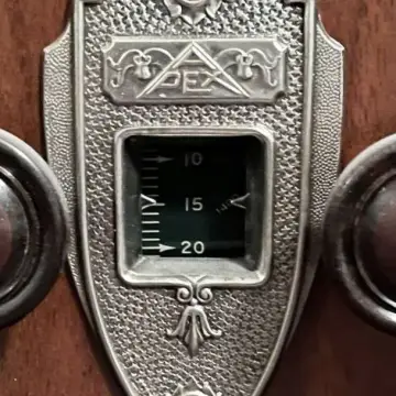 Radio ancienne, prêt à servir, cause déménagement, détails d