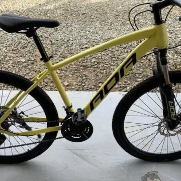 Vélo tout terrain, peu servi, plus de détails dans l annonce